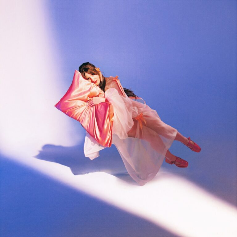 Molly Burch - Daydreamer album cover