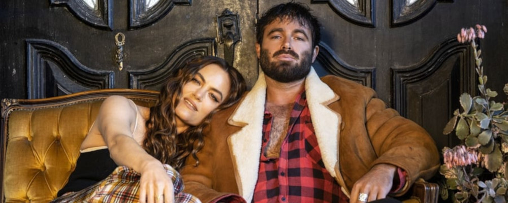 Angus & Julia Stone